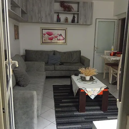 Apartment Chill Inn, Into A Cozzy Space