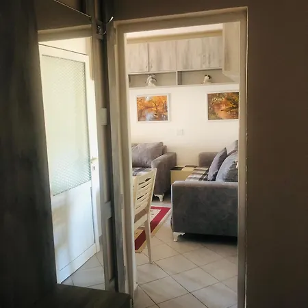 Your Own Privacy Flat * Tirana